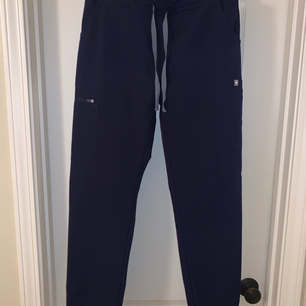 FIGS Women’s S Navy Slim Fit Scrub Pants
